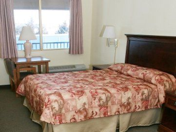 Home-Towne Lodge Omaha Room photo